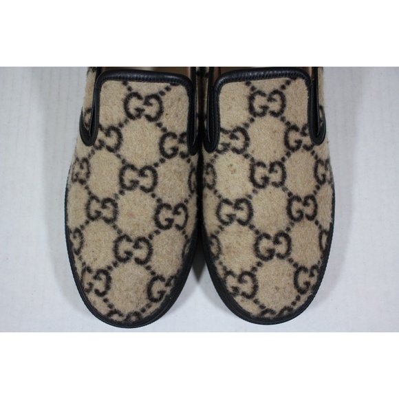 Gucci Beige and Black Slip-On Sneakers - Picture 5 of 8